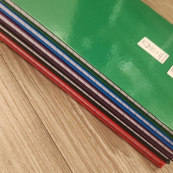 Notebooks - Picture 5 of 5